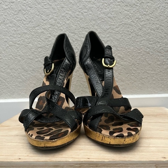 Coach Brown & Gold Cheetah Lined High Pump Heels 6.5 - Picture 4 of 6
